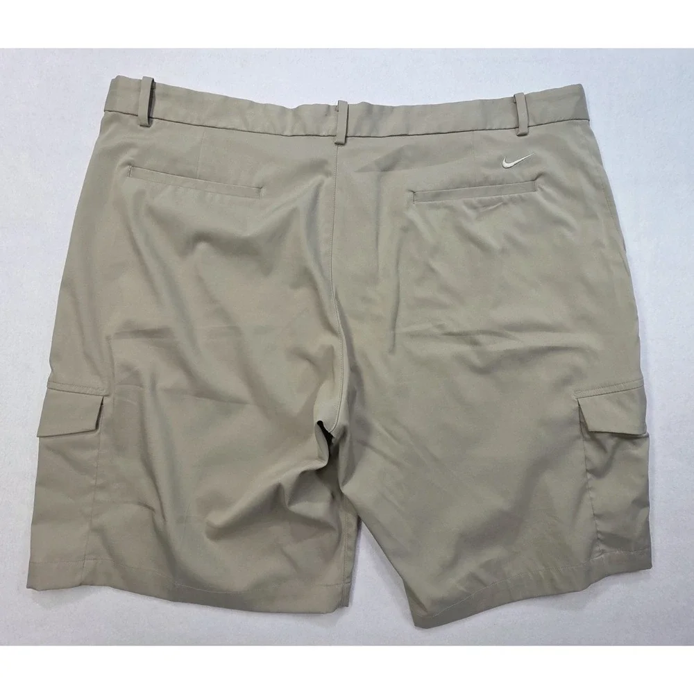 Actual Nike Golf Cargo Shorts Mens 42 Beige LIMITED USE Performance‎ Dri-Fit